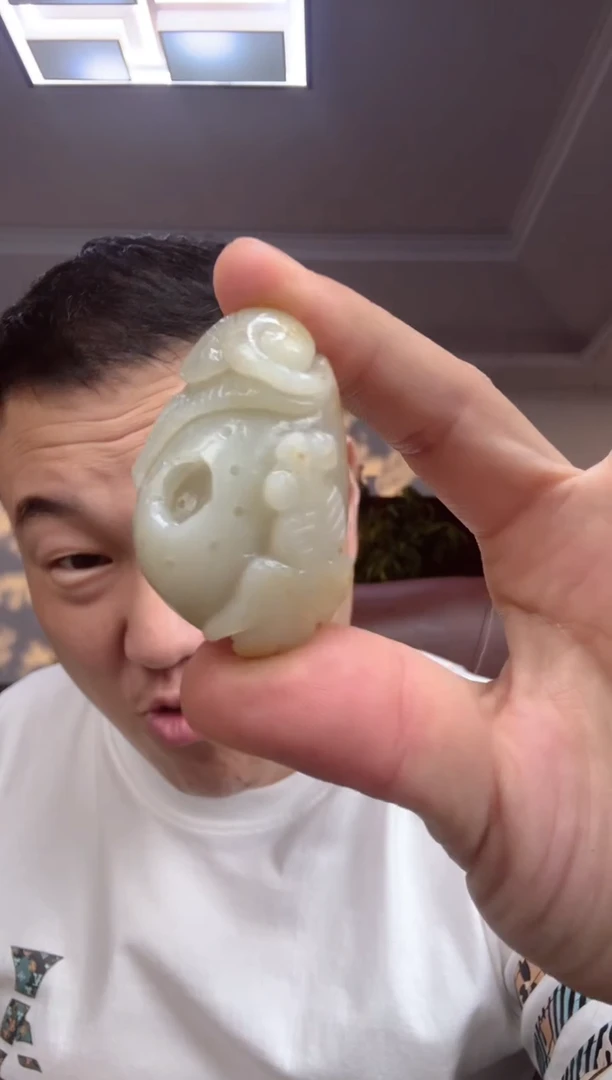 和田玉未镶嵌颈饰1