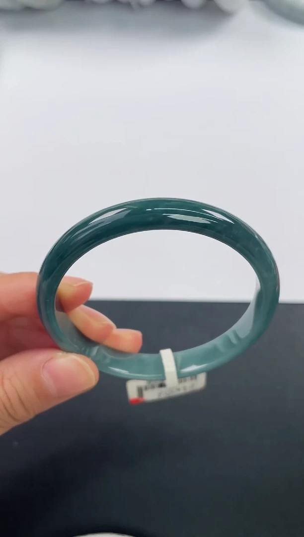 未镶嵌手镯翡翠7846 51+ 有纹裂