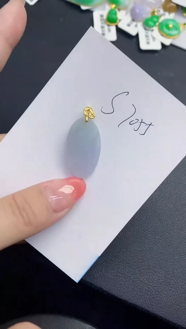 翡翠未镶嵌颈饰缅甸天然翡翠A货