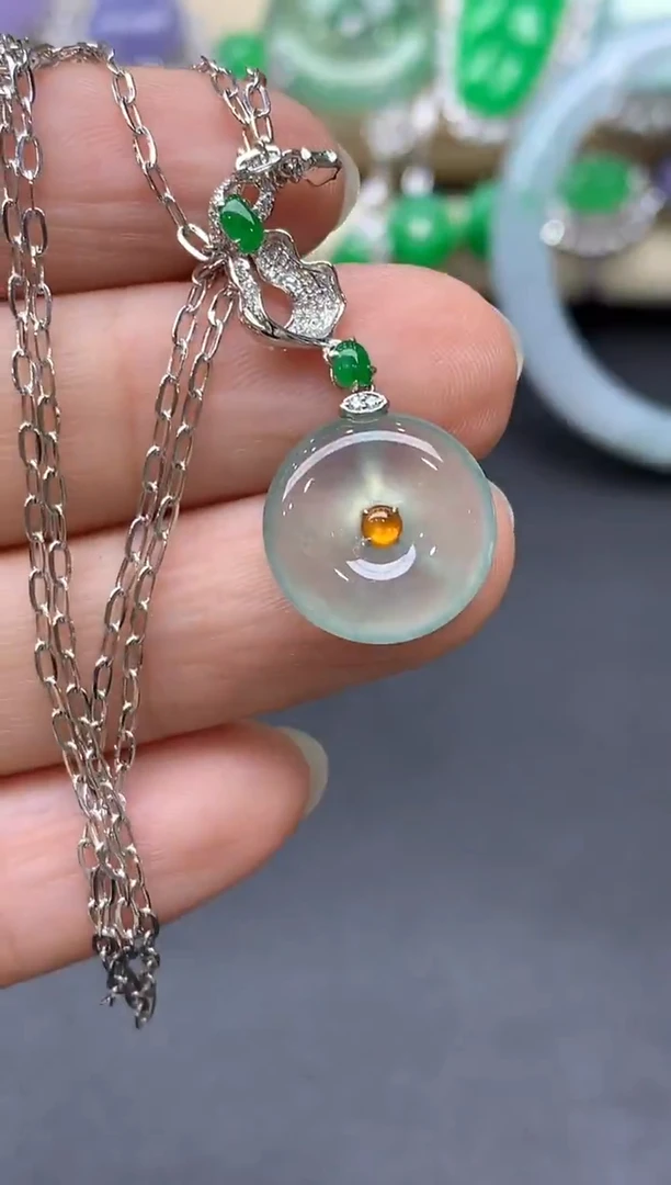 颈饰18K金镶嵌翡翠284-中国好珍宝