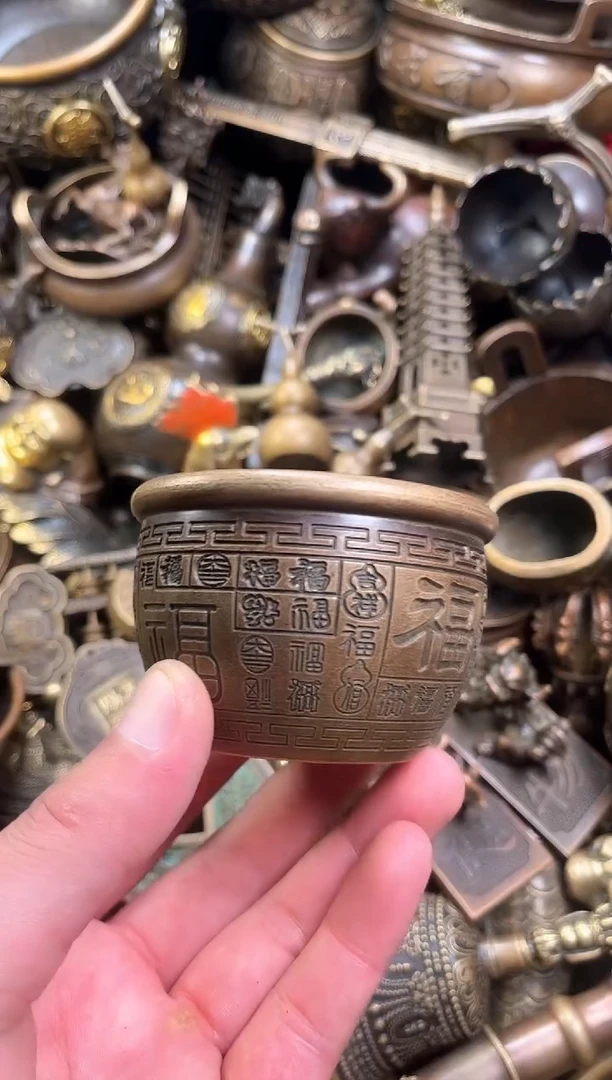 精美铜器点击下单