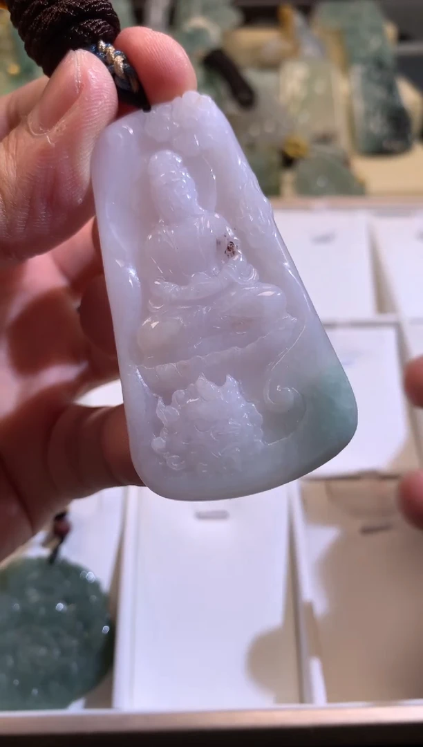 【闪购商品】翡翠颈饰未镶嵌03/10/106