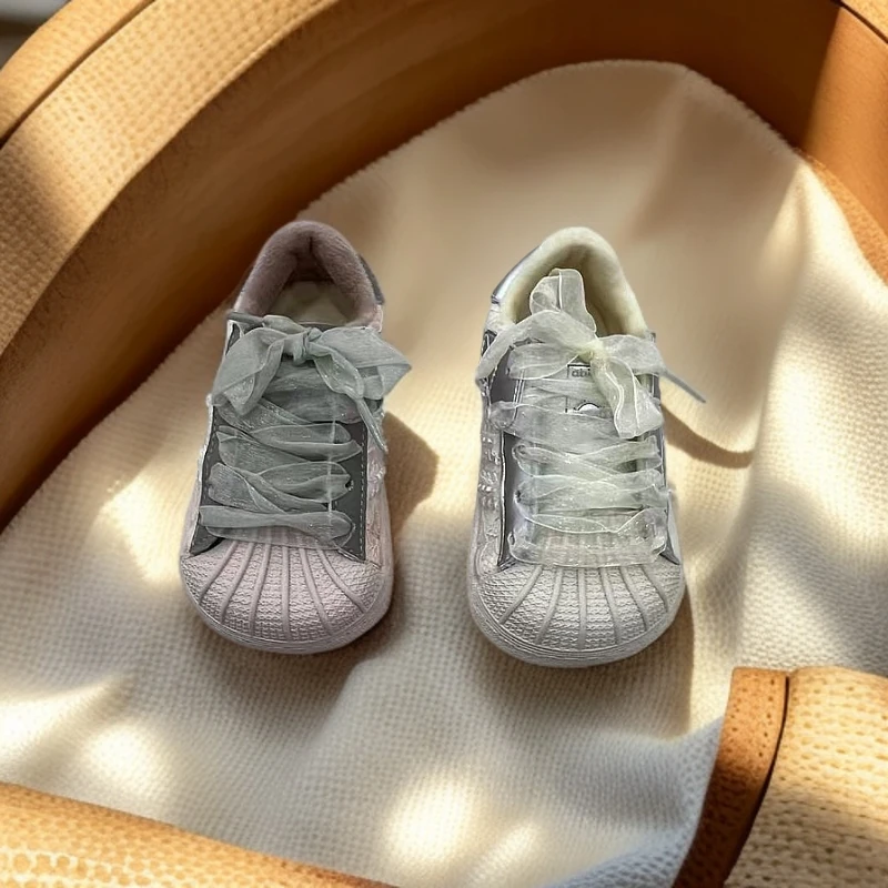 儿童童鞋新款防滑板鞋休闲风四季百搭鞋子运动鞋85