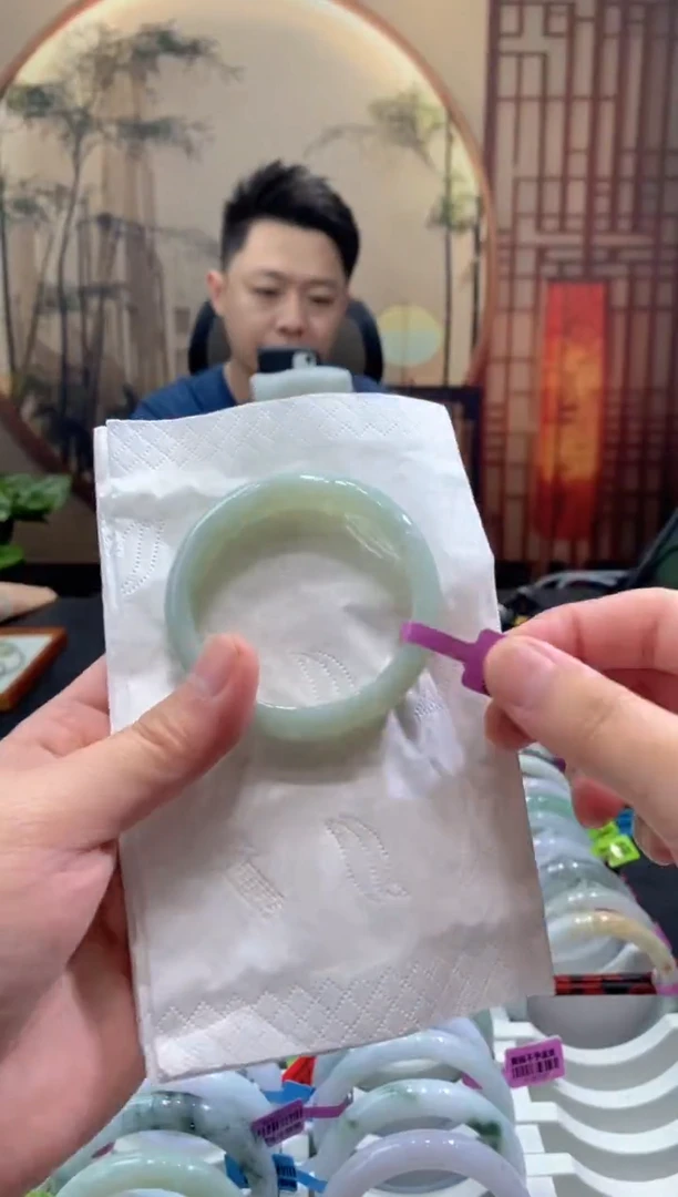 未镶嵌手镯翡翠000058170
