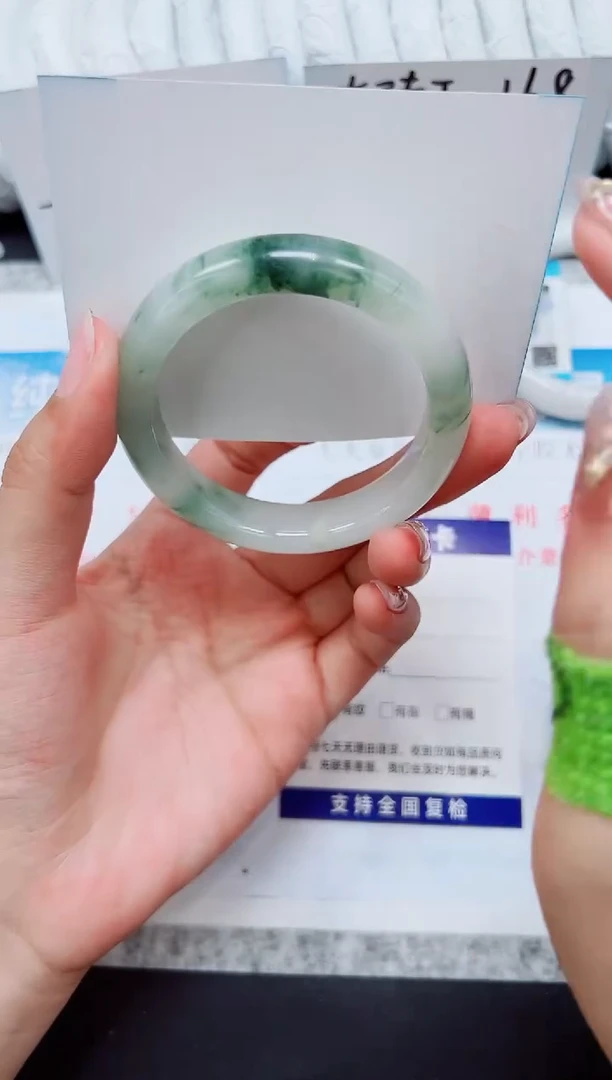 石英质玉手镯未镶嵌A19-54.7
