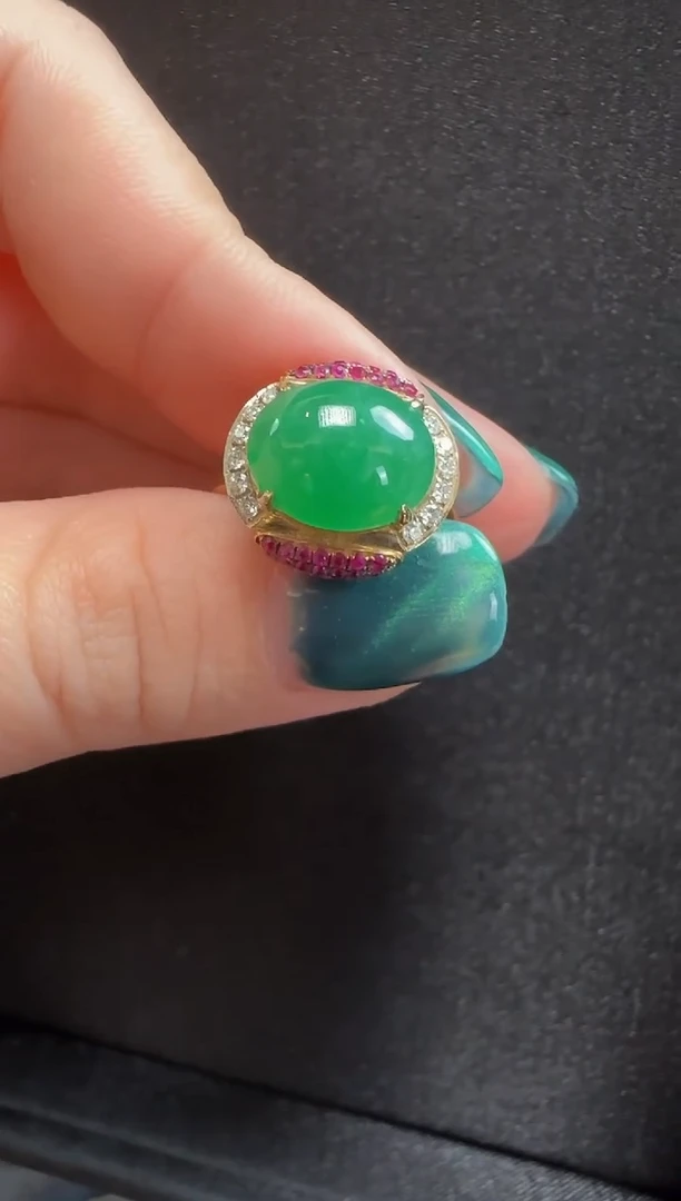 【闪购商品】翡翠戒指18K金镶嵌356蛋面一枚