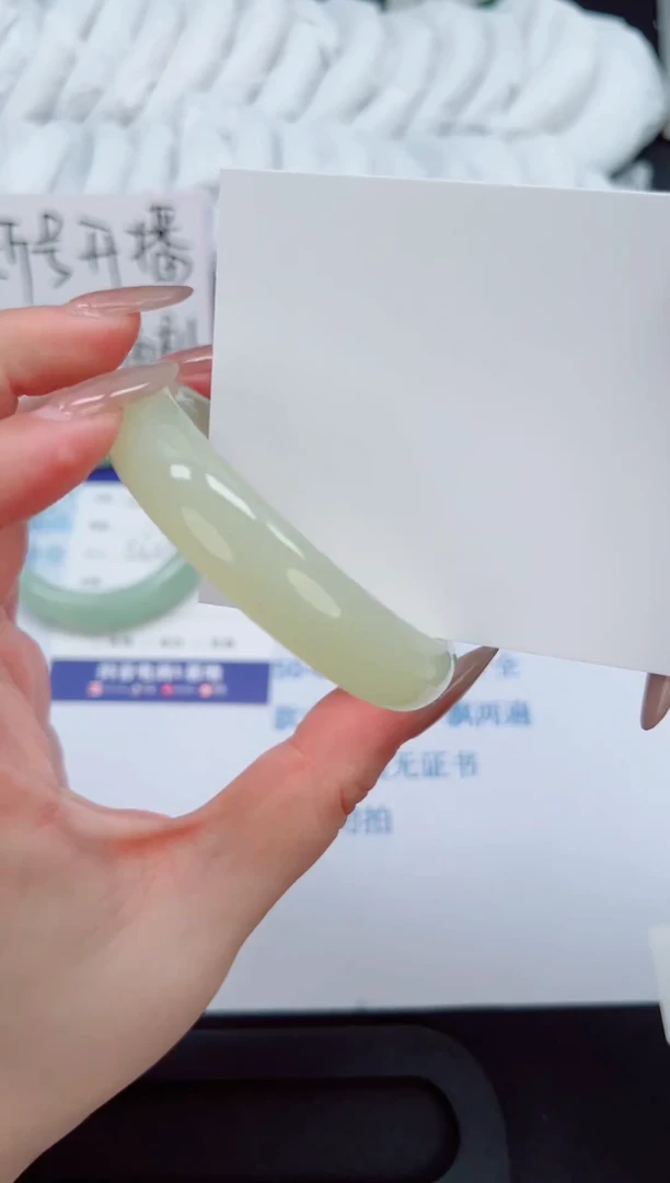 未镶嵌手镯石英质玉48-56