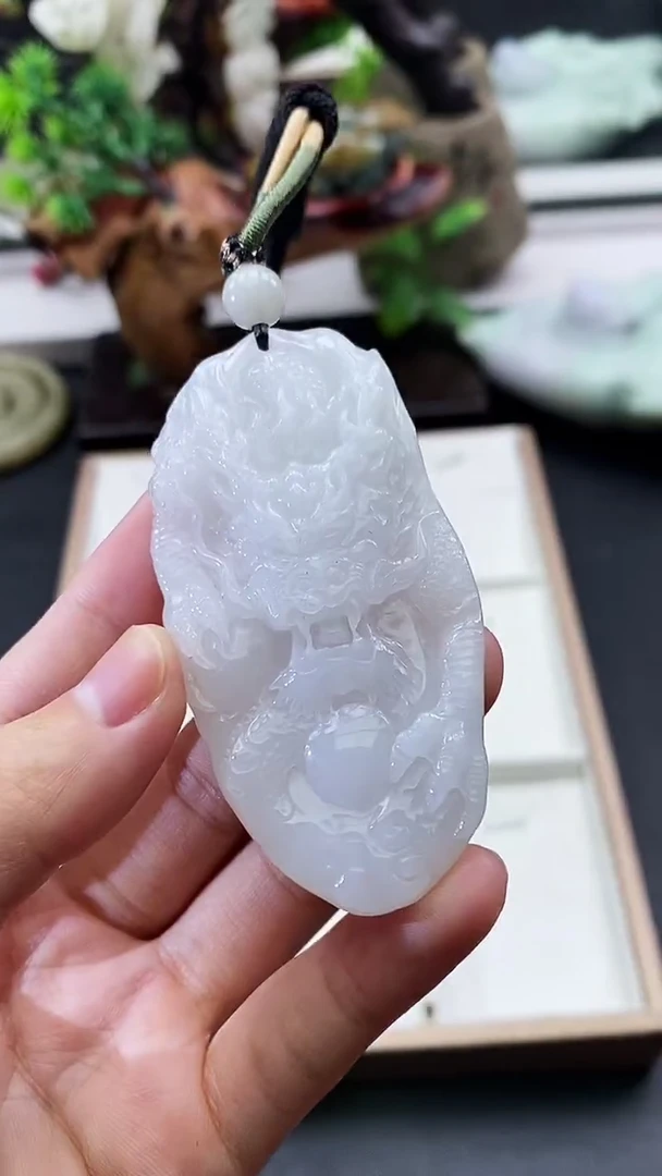 颈饰未镶嵌翡翠天然缅甸A货翡翠