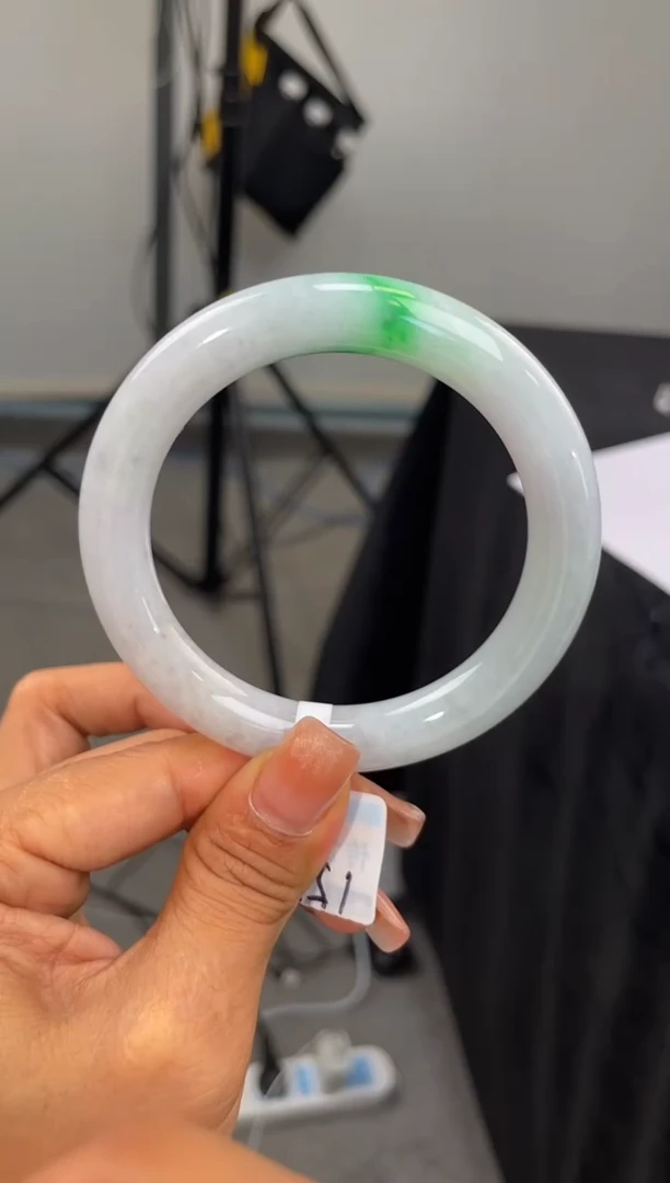 未镶嵌手镯翡翠退货标签需完好-153