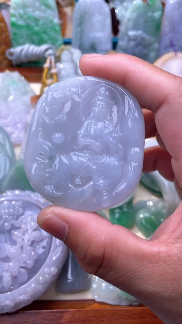 翡翠未镶嵌颈饰普贤