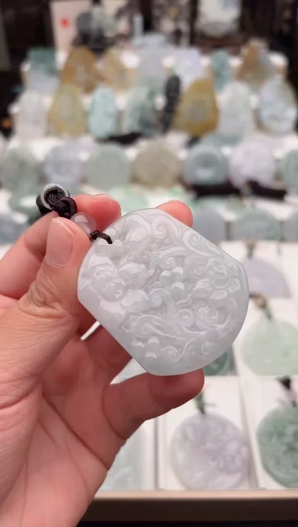 翡翠未镶嵌颈饰天然翡翠吊坠278