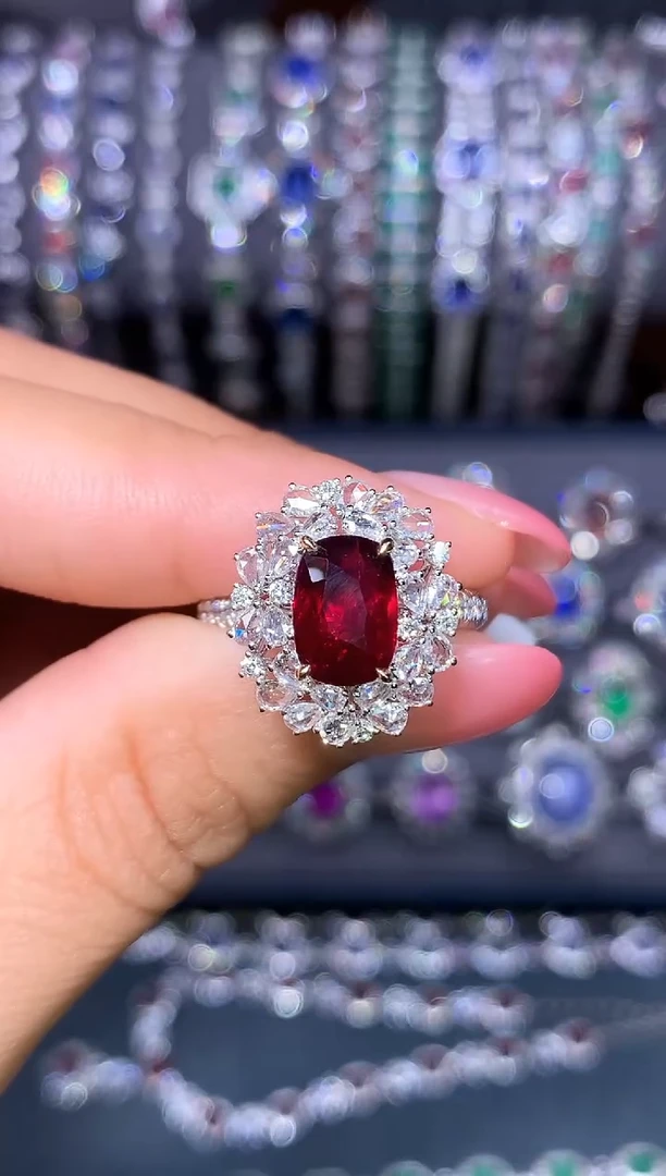 18K金镶嵌戒指红宝石3.04ct/AIGS/无烧鸽血红