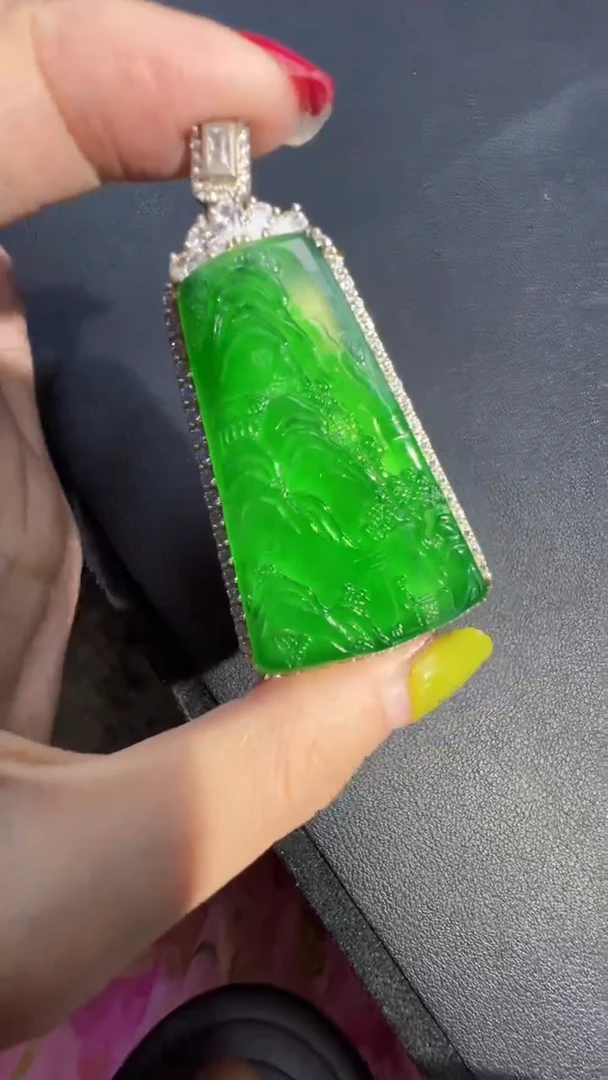 定制翡翠未镶嵌翡翠A货有轻微色差属于正常现象，山水多样性发货1