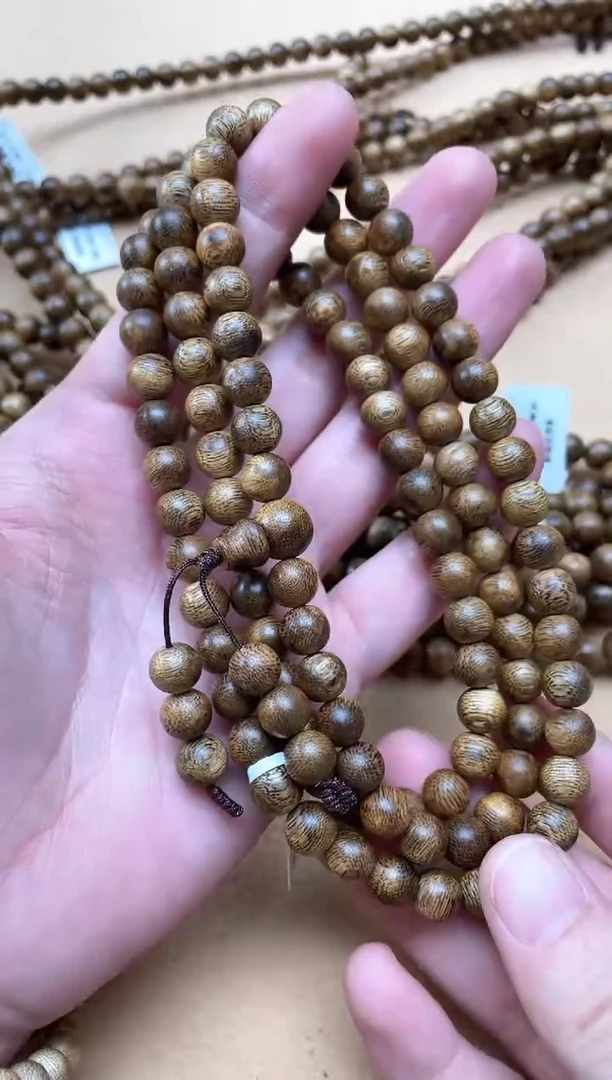 【闪购商品】沉香手串海南莺歌绿棋楠0.8虫漏多圈多样性发其一