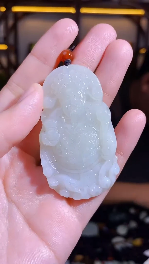 颈饰未镶嵌和田玉1