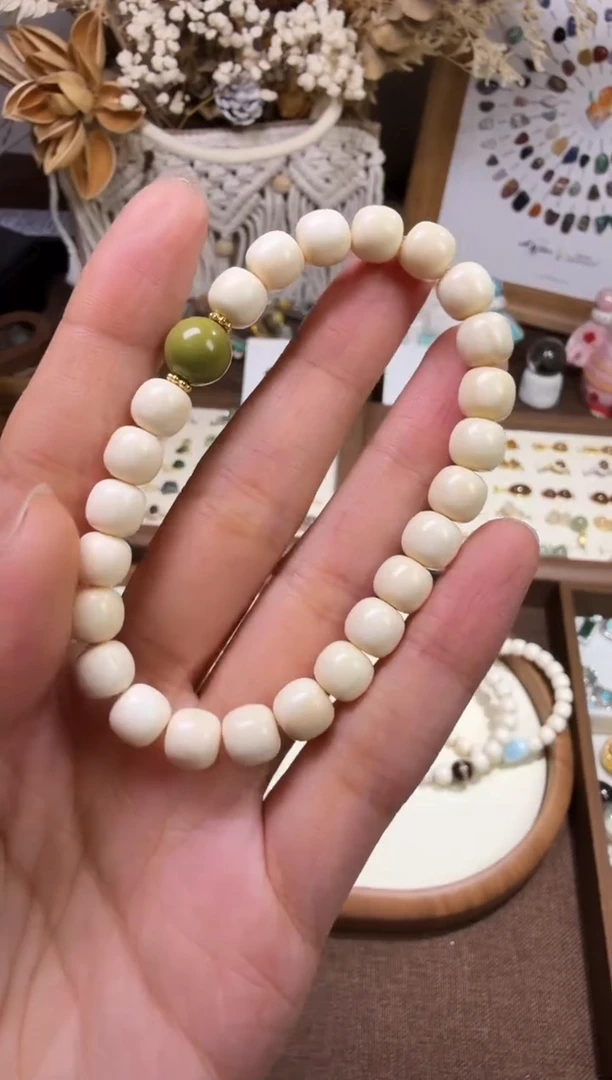 水晶摆件未镶嵌手链