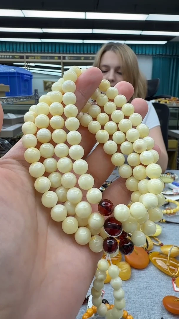 未镶嵌颈饰琥珀143秒拍号  假一陪三