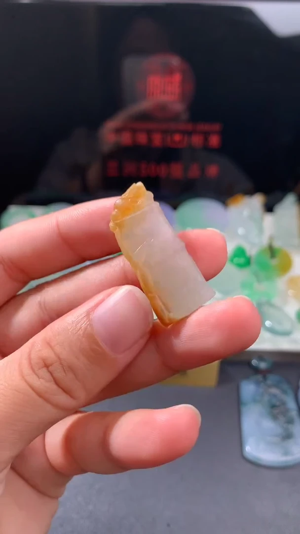 未镶嵌定制翡翠