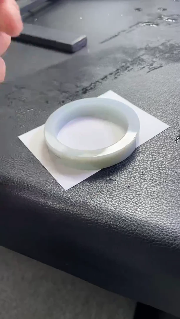 未镶嵌手镯定制翡翠手镯