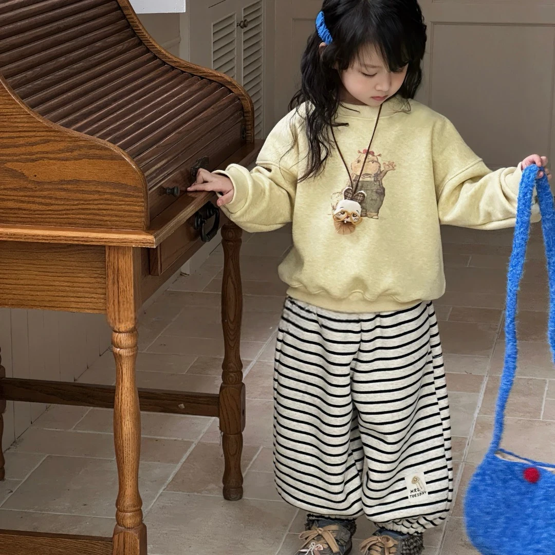 秋冬洋气童装女加绒加厚套装套头运动风卫衣厚款宽松休闲风