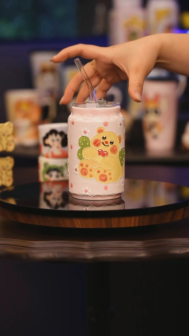 【闪购商品】摆件景德镇釉下彩绘设计师款式陶瓷