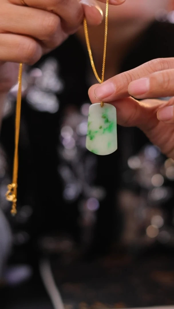 【闪购商品】翡翠颈饰未镶嵌24小时内发货质保A货