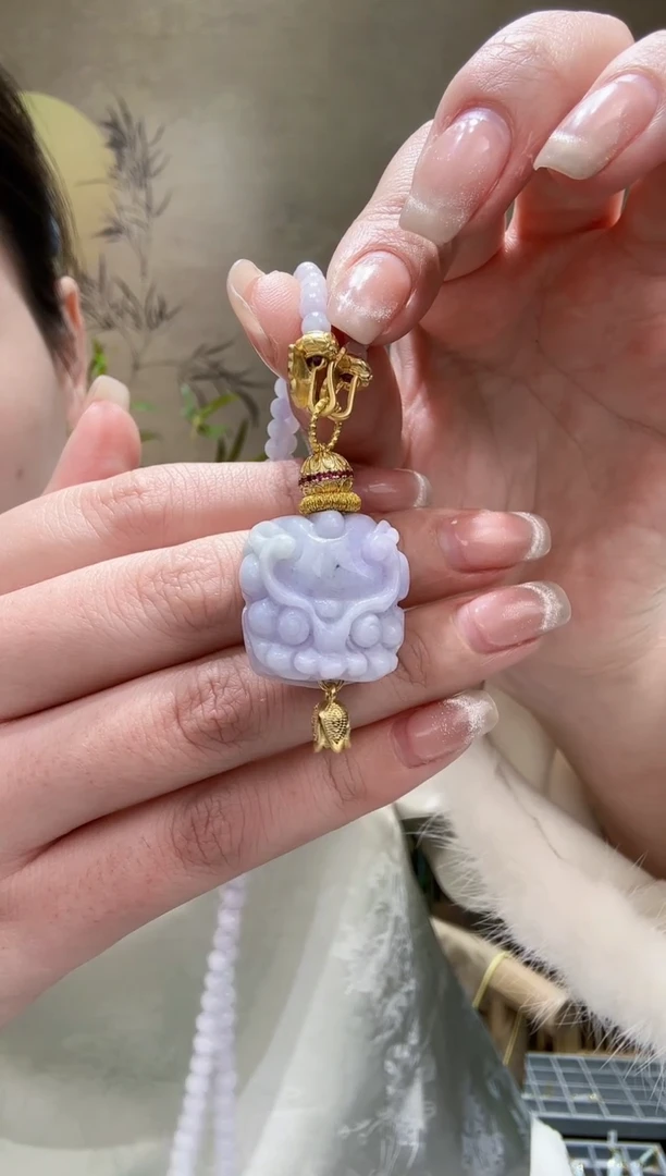 【闪购商品】翡翠颈饰未镶嵌吊坠