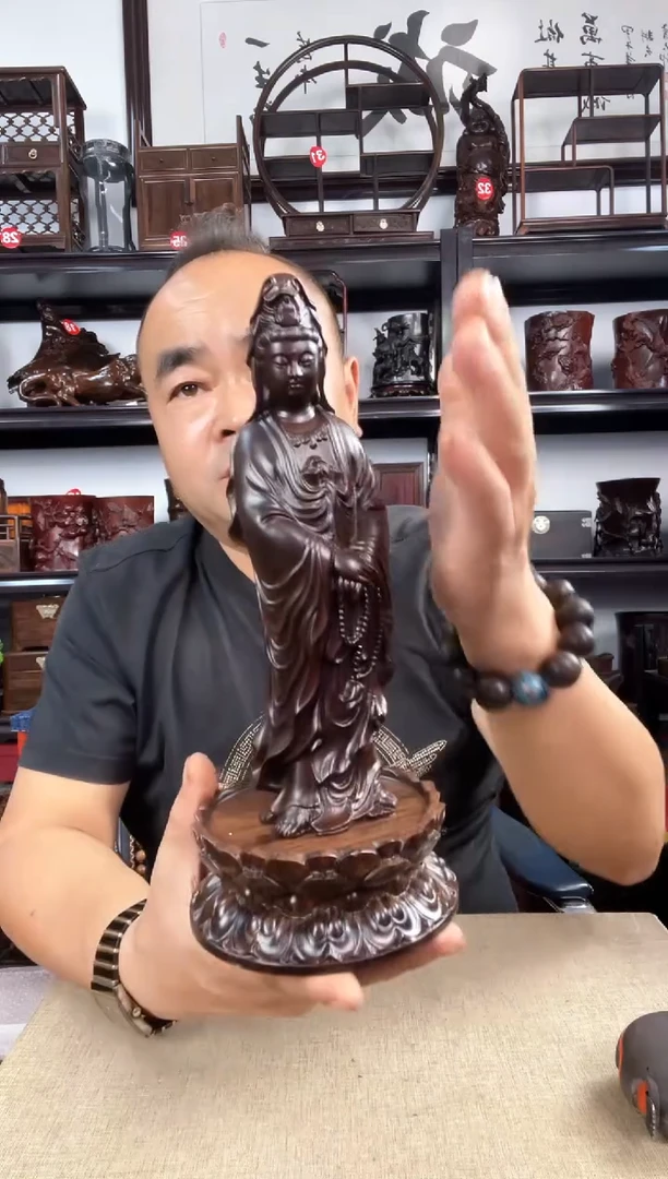 木双层莲花小号+观老李红木工艺品