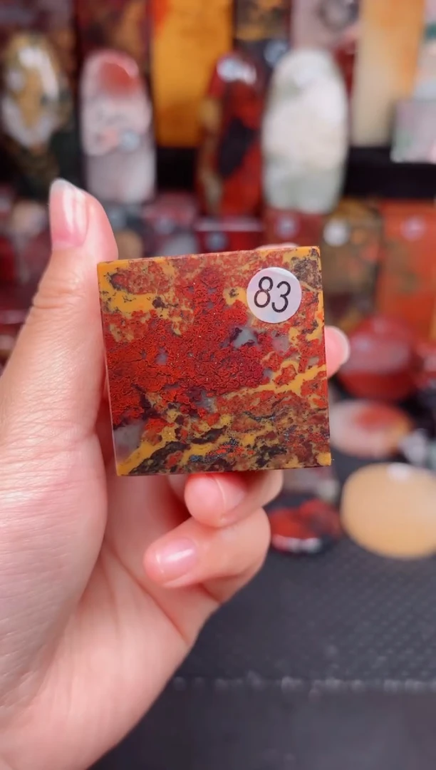 玉桂林鸡血玉素章手把摆件83