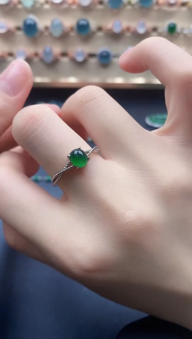 翡翠戒指银S925镶嵌一物一证一礼盒