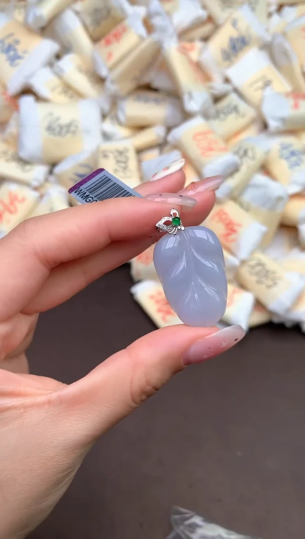 【闪购商品】翡翠颈饰18K金镶嵌—