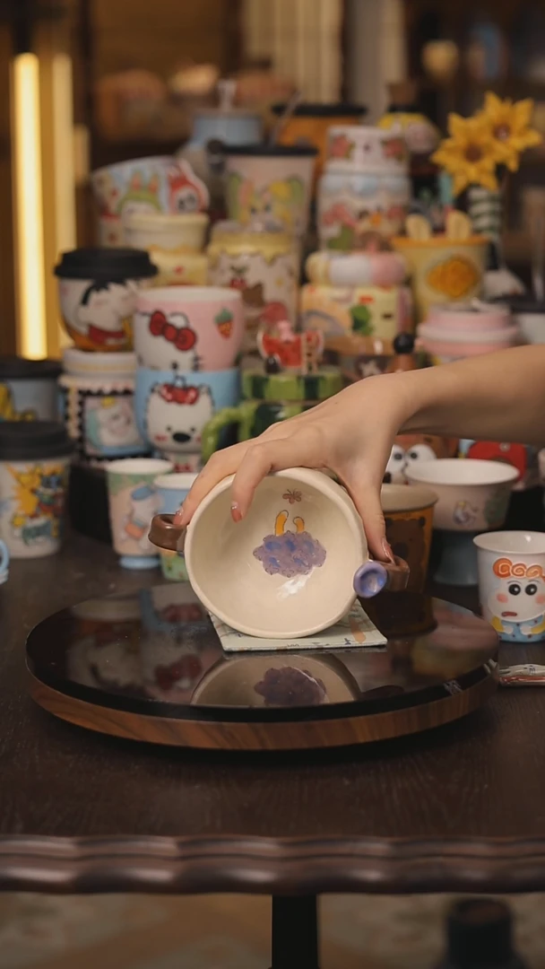 随机景德镇釉下彩绘设计师款式陶瓷