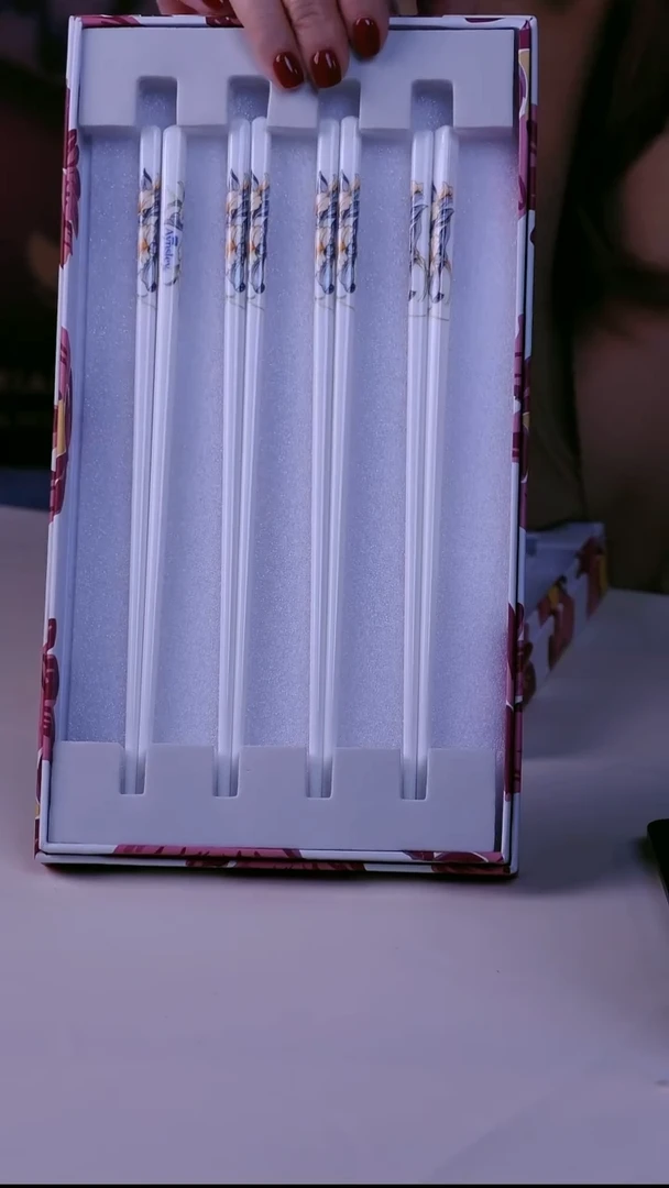 每天下午一点开播（兰花