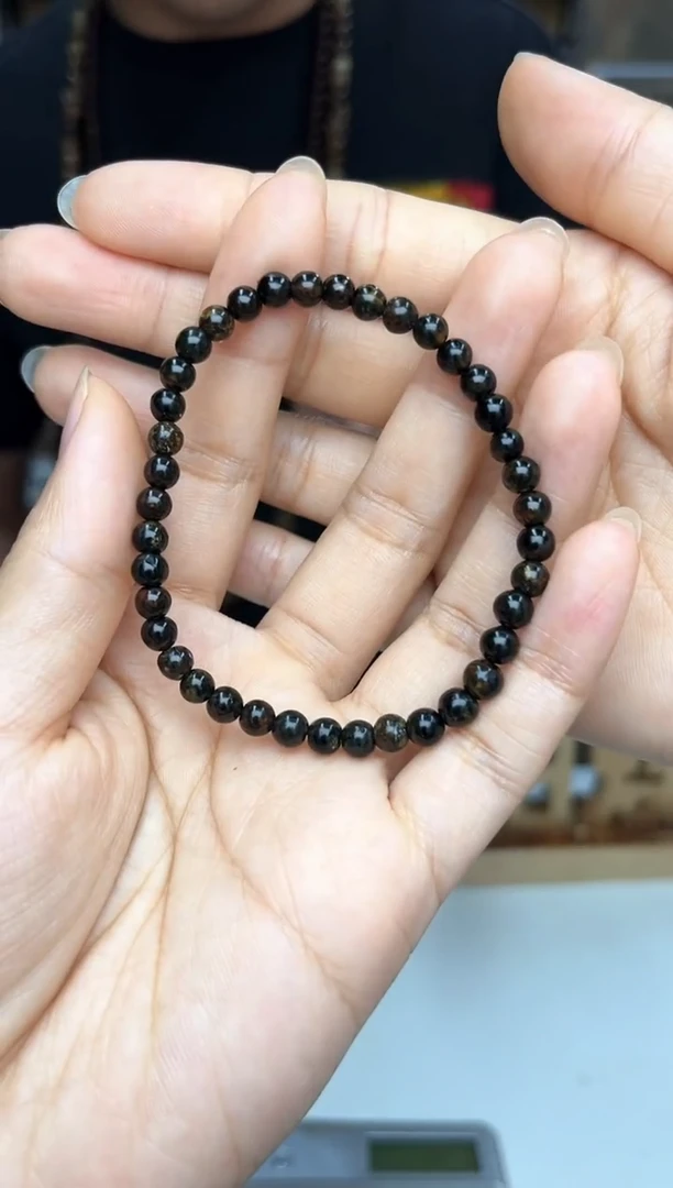 未镶嵌琥珀裸石抚顺琥珀5+手串