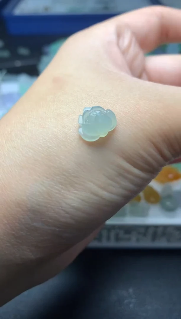 定制翡翠未镶嵌毛货