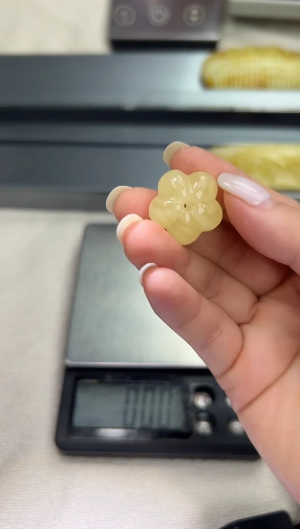 裸石琥珀未镶嵌琥珀蜜蜡吊坠
