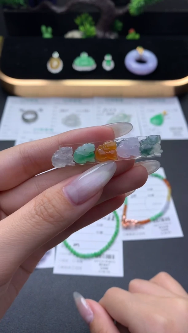 颈饰未镶嵌翡翠48小时鉴赏期 退货不扣服务费