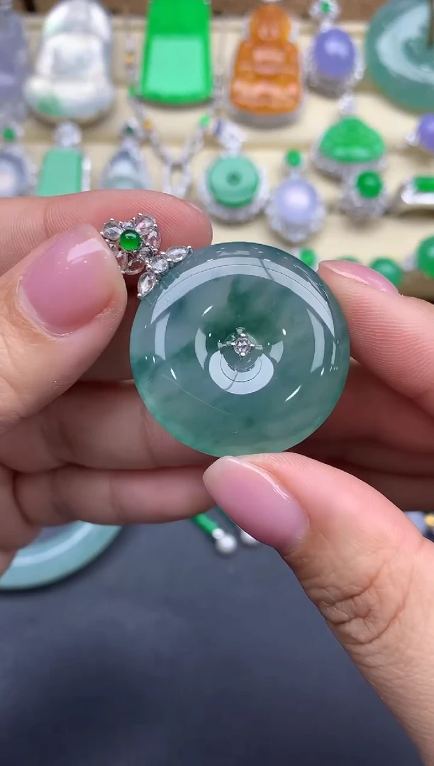 【闪购商品】翡翠颈饰18K金镶嵌530-中国好珍宝