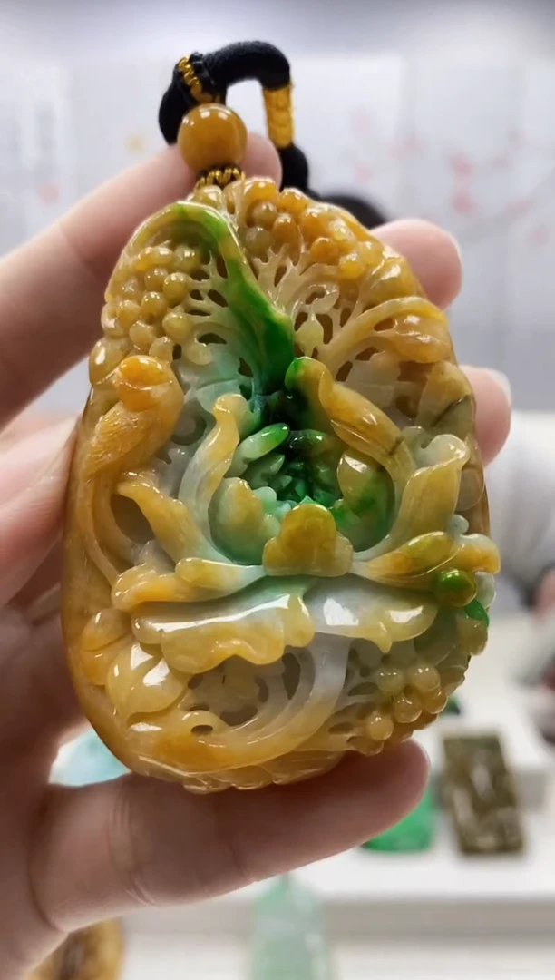 未镶嵌定制翡翠-****65060ry-毛货挂件