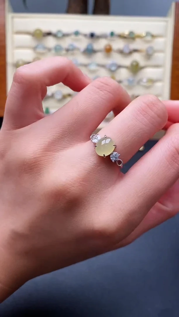 翡翠戒指银S925镶嵌33333333+9