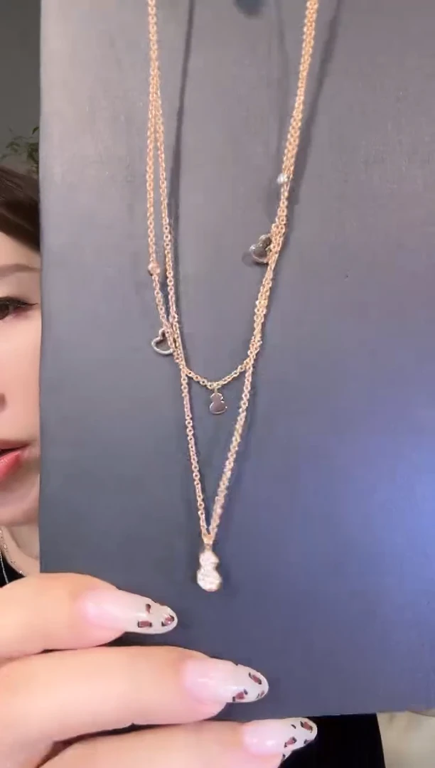 项链18K金镶嵌钻石葫芦项链