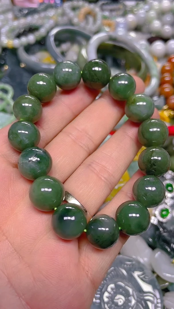 颈饰未镶嵌翡翠13mm/ B /翡翠A货，一件也是批发价