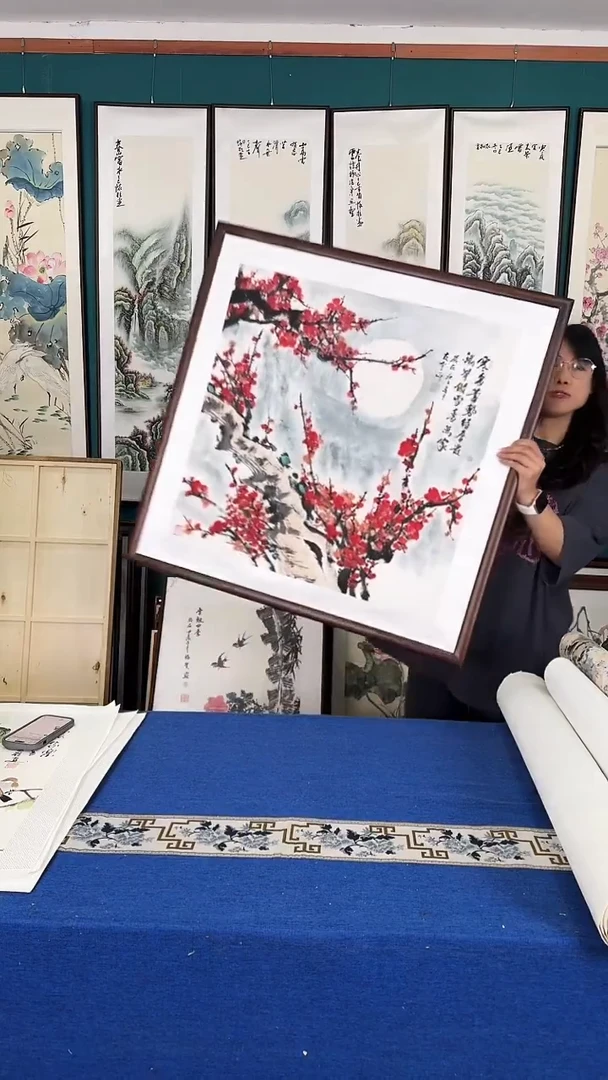 国画梅花实木装裱80*80