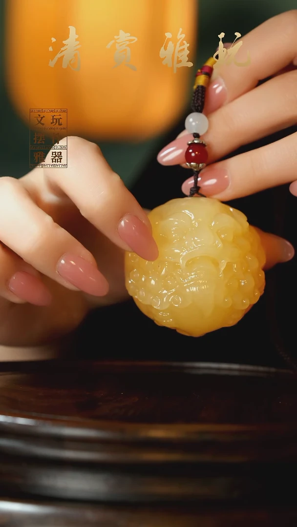 玉《醒狮貔貅》手把件摆件