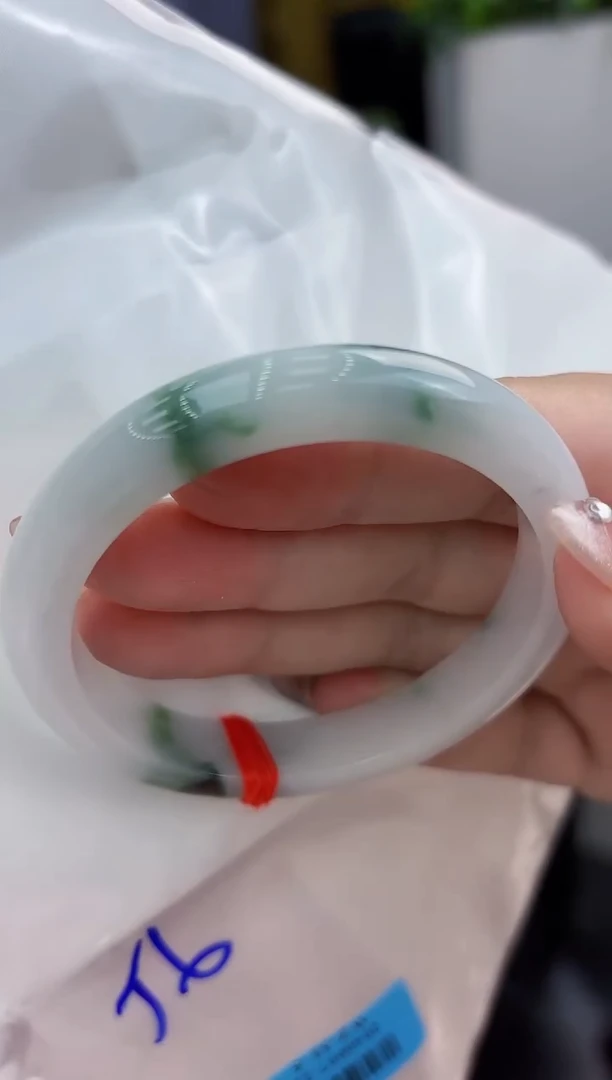 【闪购商品】翡翠手镯未镶嵌翡翠手镯