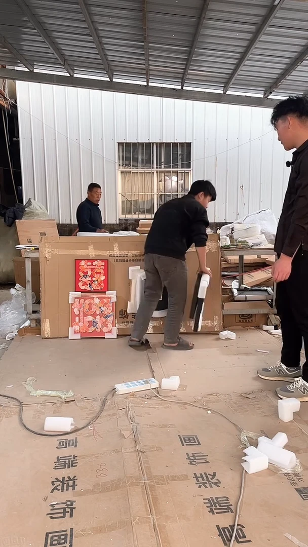 竖款高货清仓 微瑕 介意勿拍  40*40两个