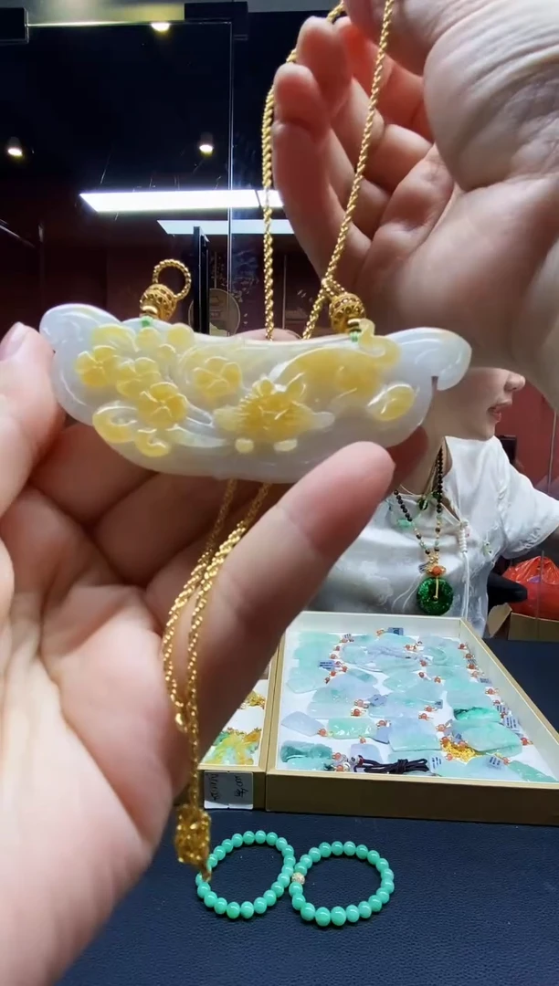 颈饰未镶嵌翡翠翡翠吊坠
