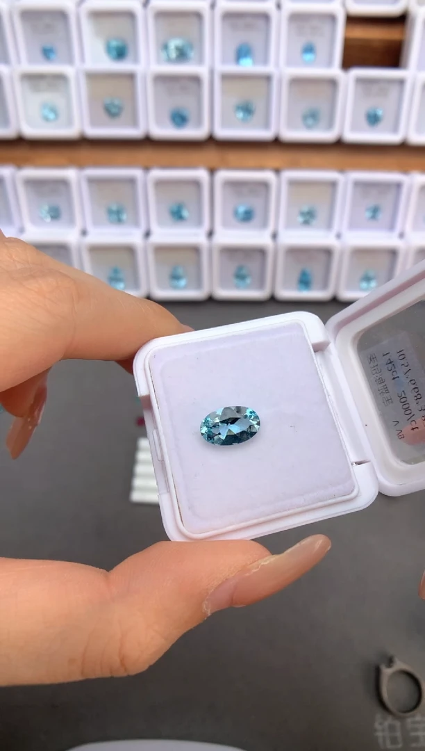 未镶嵌裸石定制海蓝宝石万*兴1.42ct 圣玛