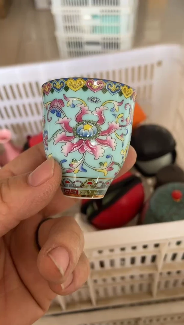 摆件摄影的产品有使用过的痕迹有点脏介意勿拍