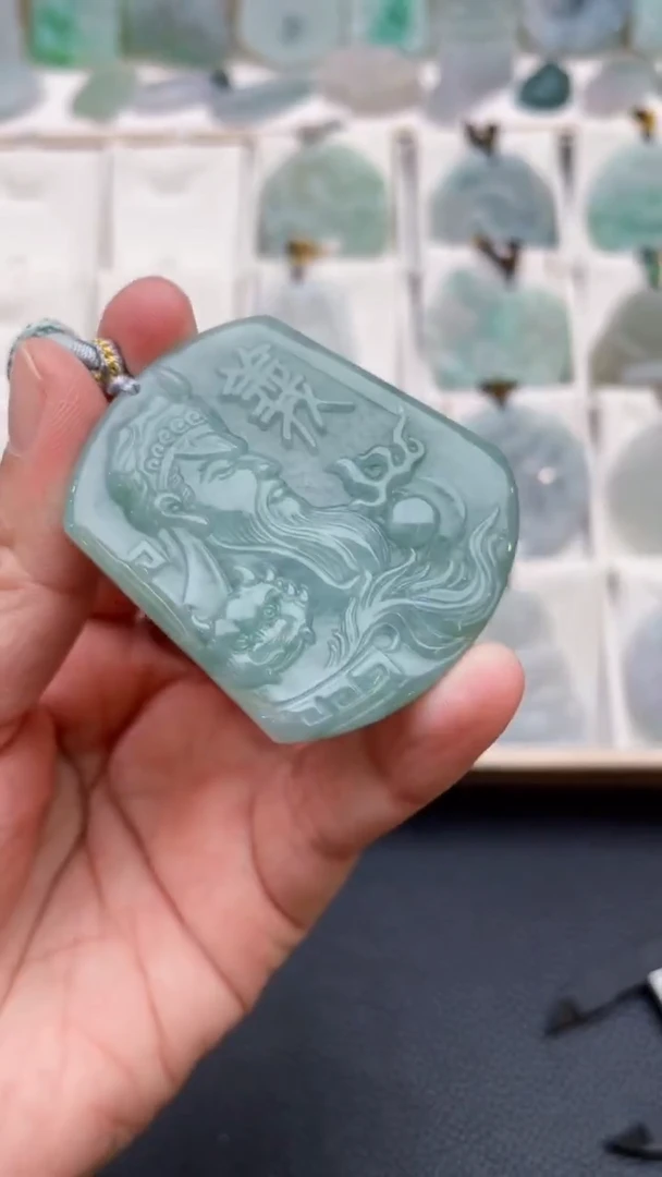 颈饰未镶嵌翡翠天然缅甸翡翠A货526